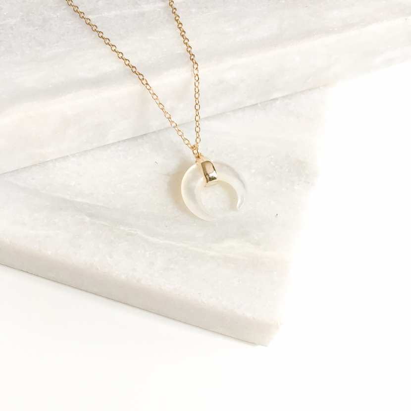collier lune corne collier lune corne